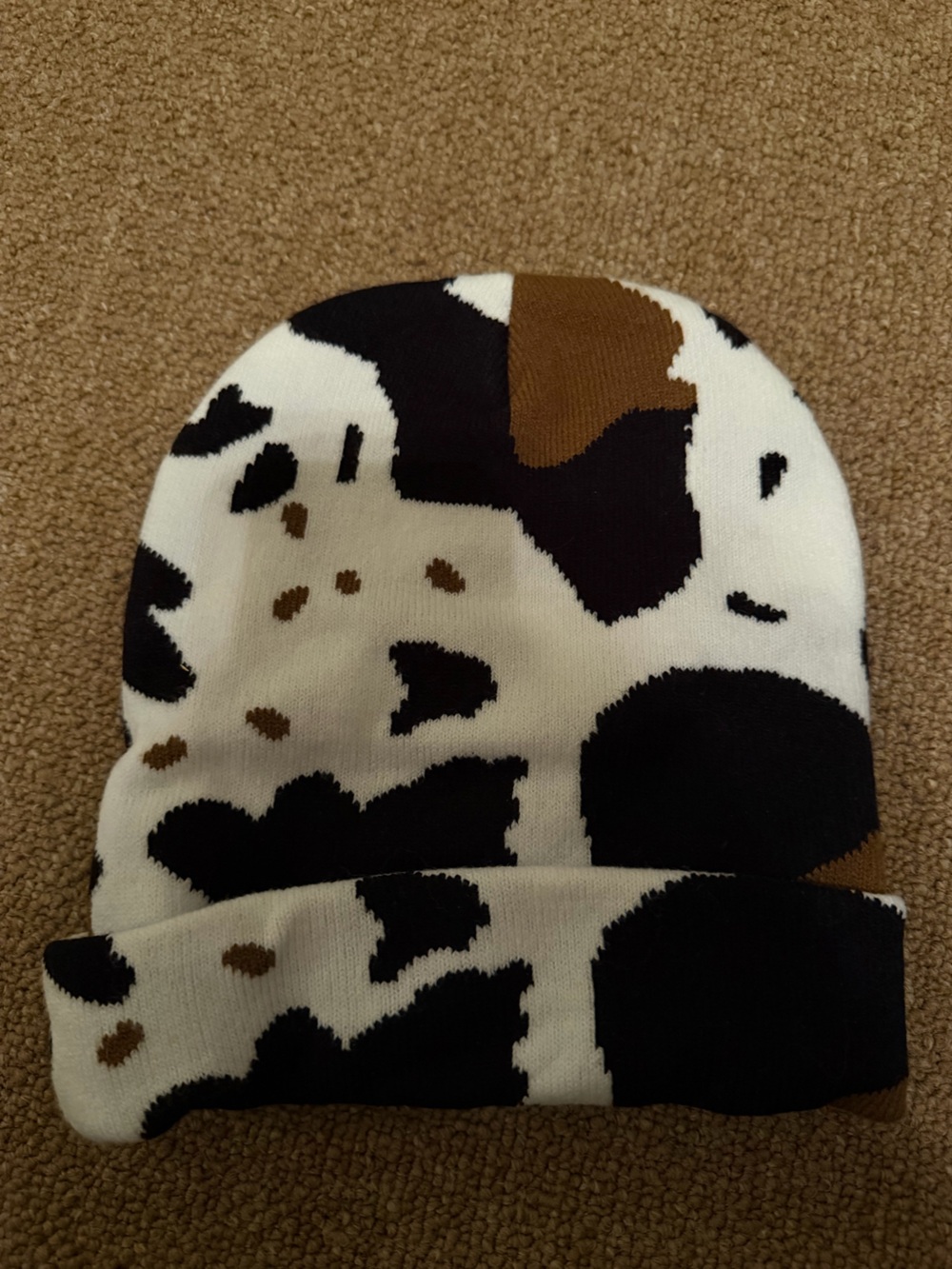 Carhartt Cow-Print Knit Beanie - White, Black & Brown - Picture 2 of 2